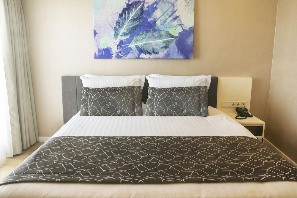 Elm Suite Hotel อิสตันบูล ภายนอก รูปภาพ